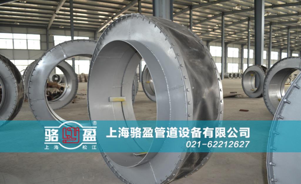 <a href=http://www.doubaoshanghui.cn target=_blank class=infotextkey>非金屬補(bǔ)償器</a>生產(chǎn)車間
